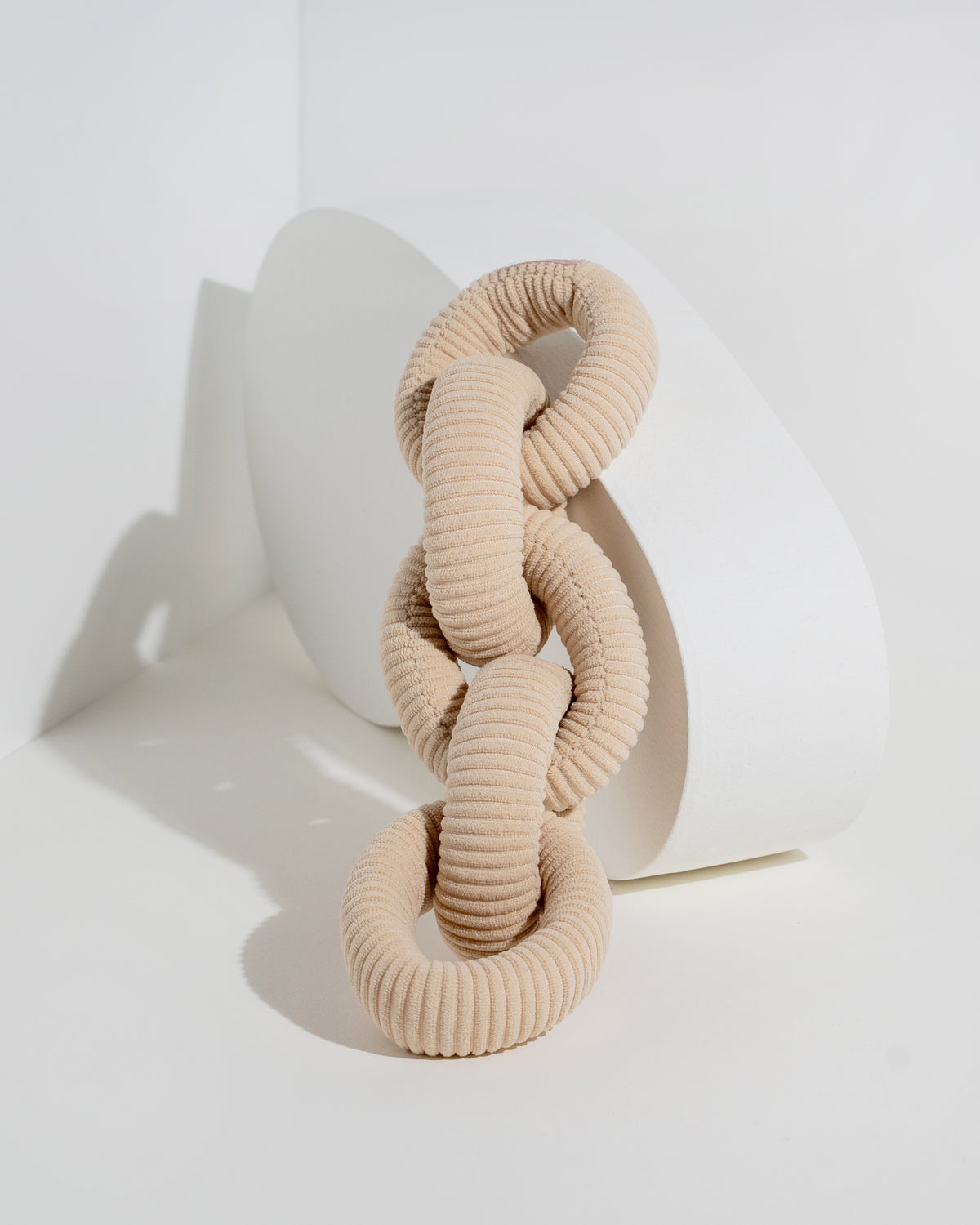 Boucle Many Links Plush Toy
