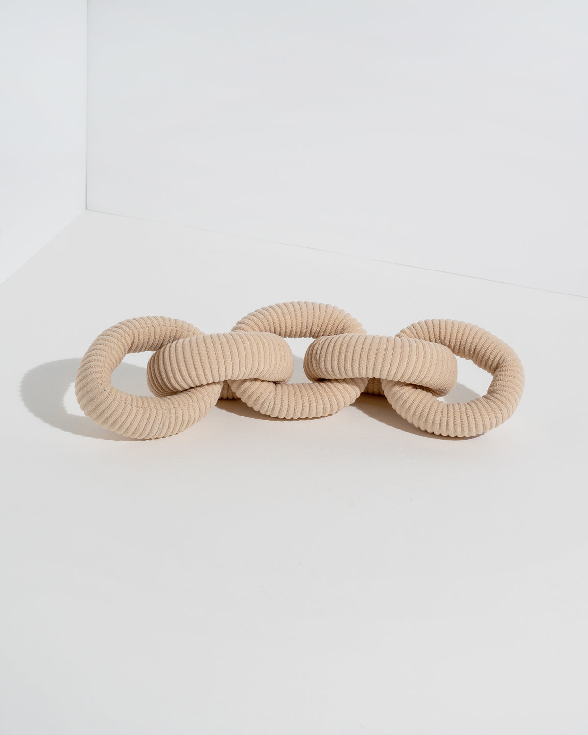 Boucle Many Links Plush Toy