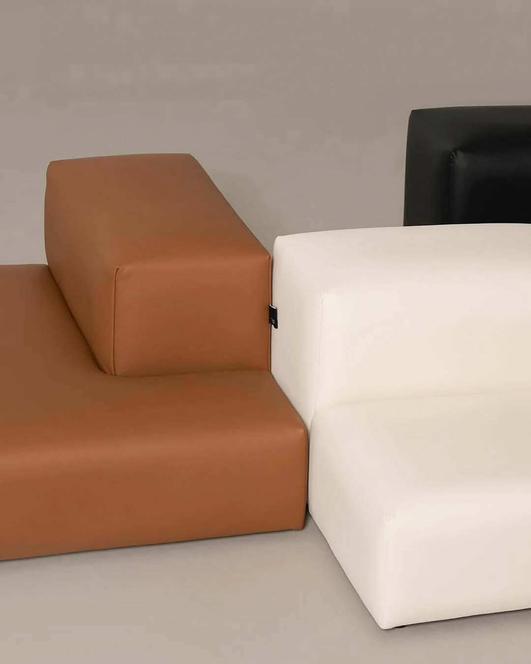 Extended Step Vegan Leather Black