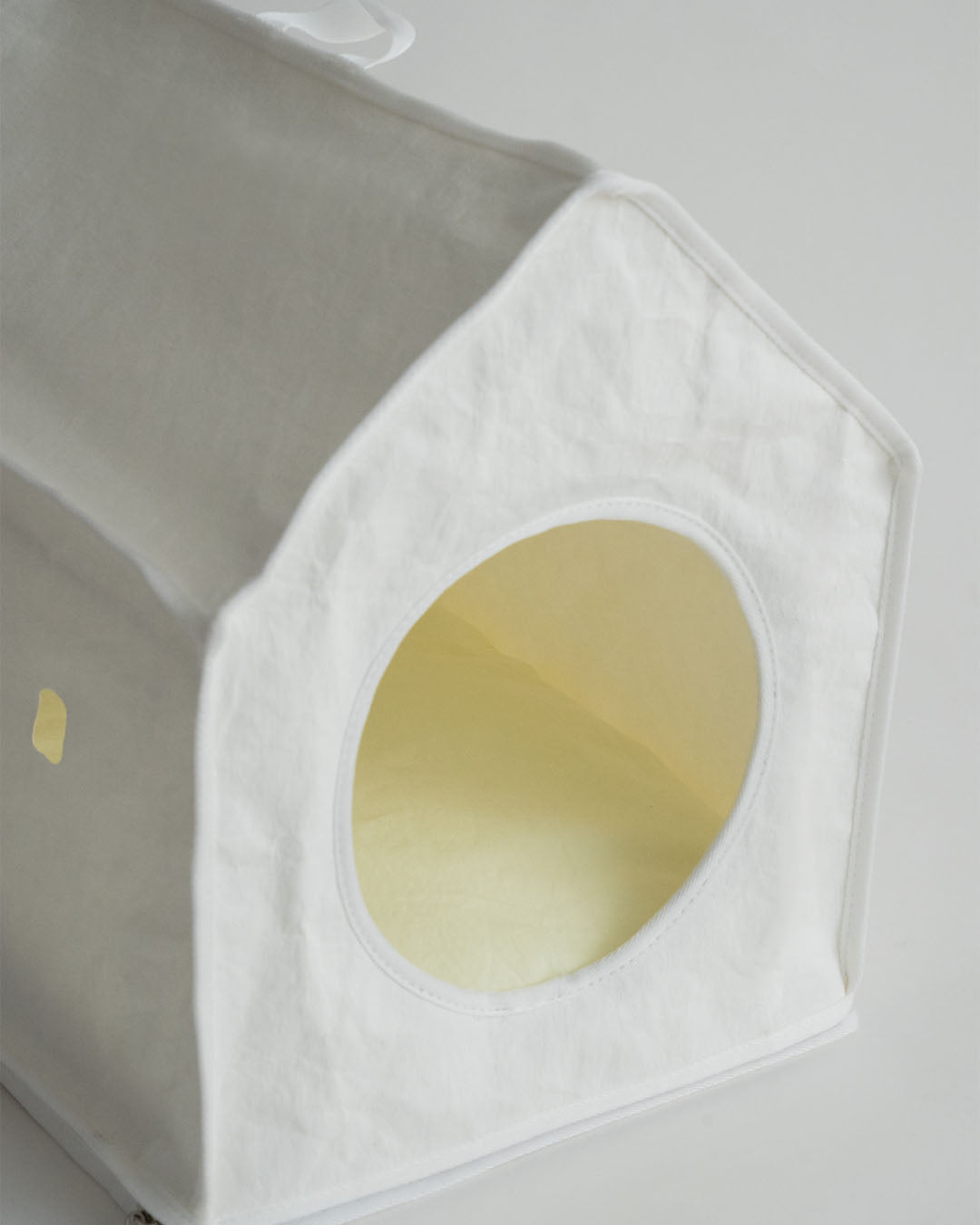 #Color_Cream White + Lemon