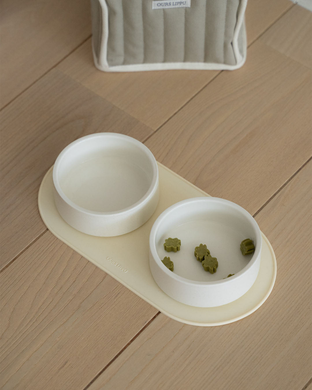 Dumbo Table Set Snow White