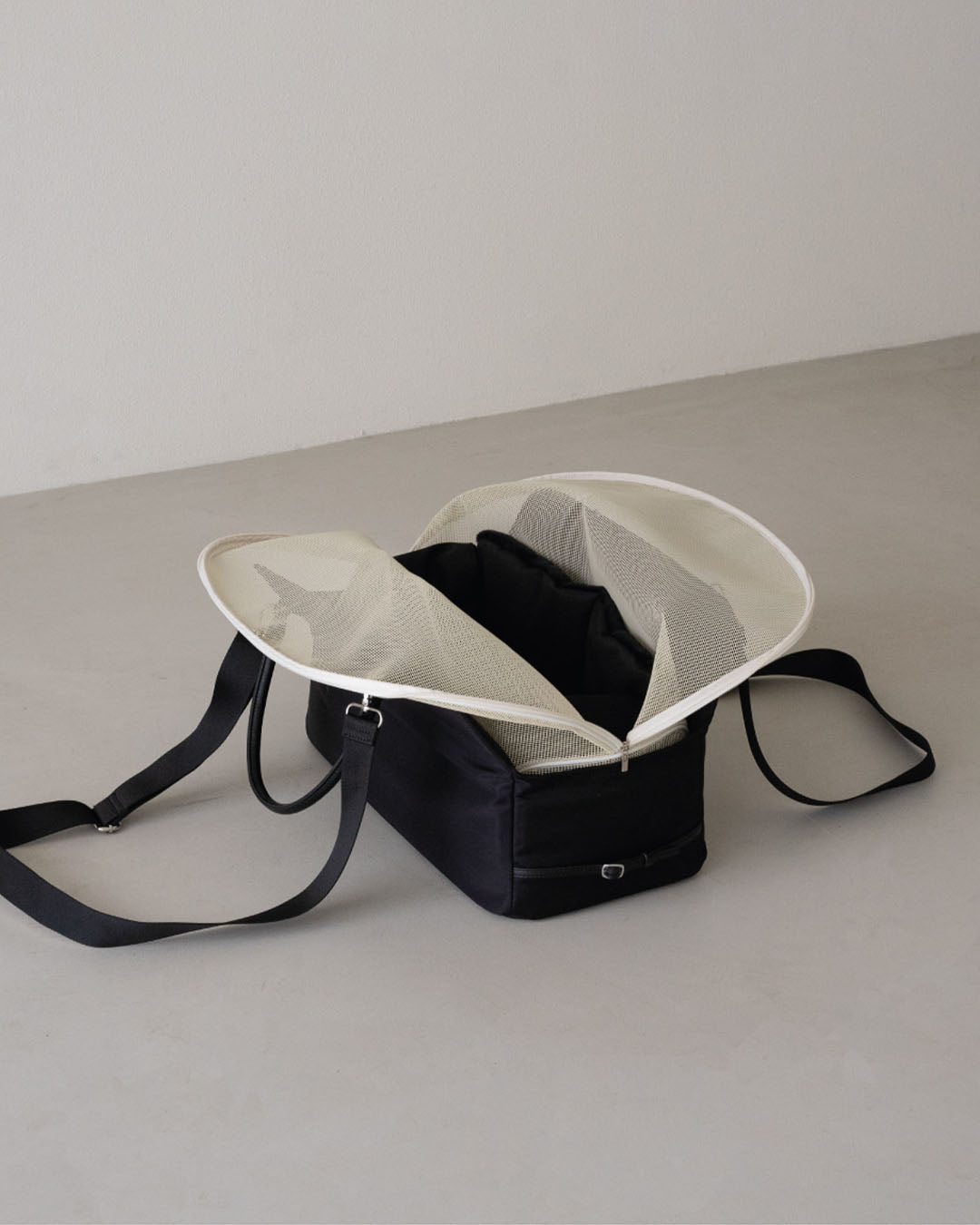 P.S Carry Bag Black | Preorder