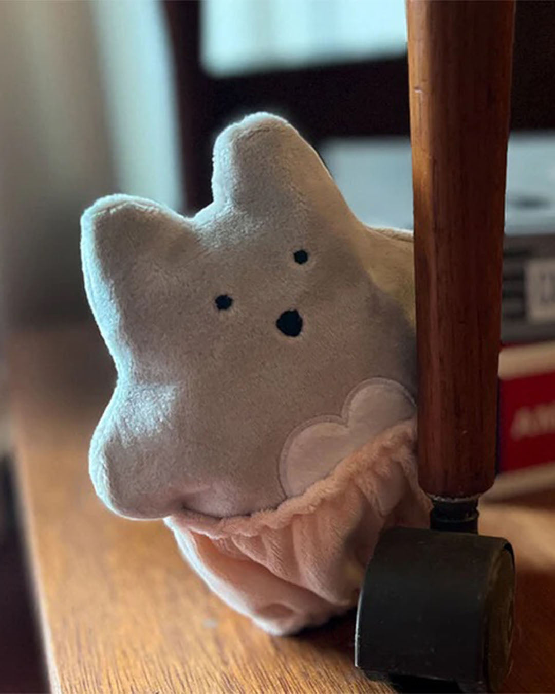 Crinkle Squeaker Nosework Toy - Standing Wolf