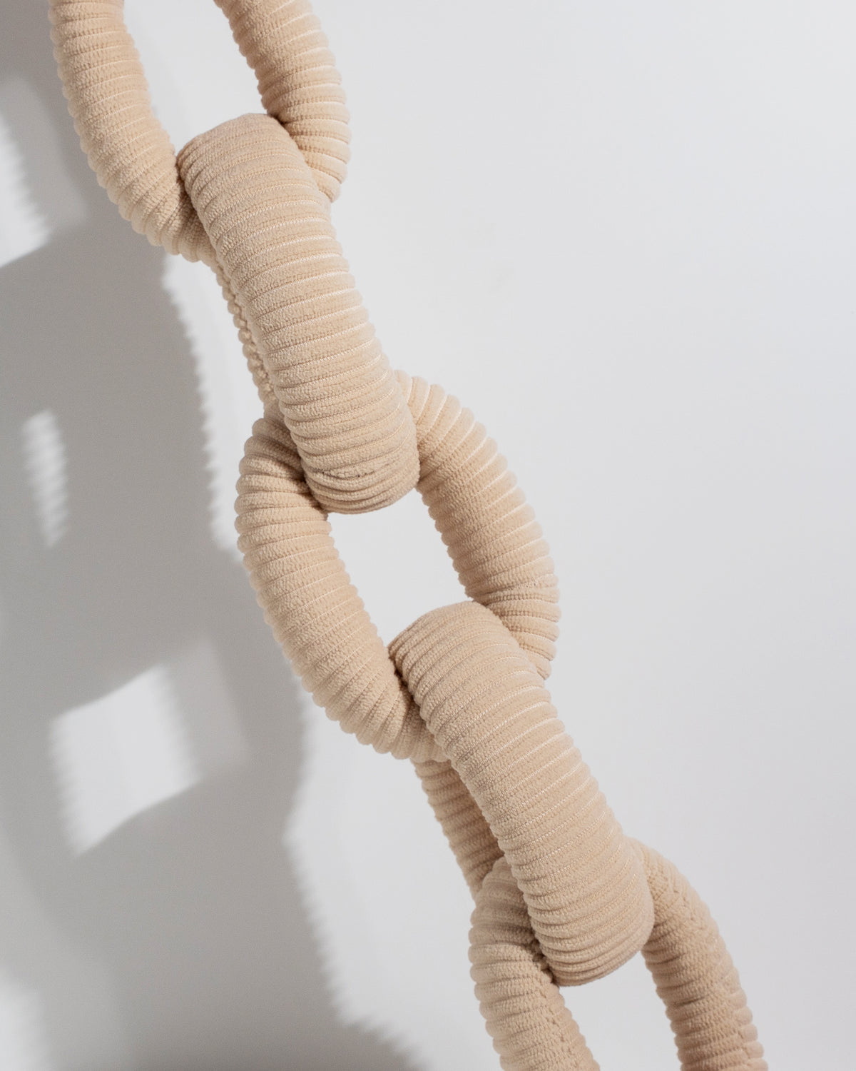 Boucle Many Links Plush Toy