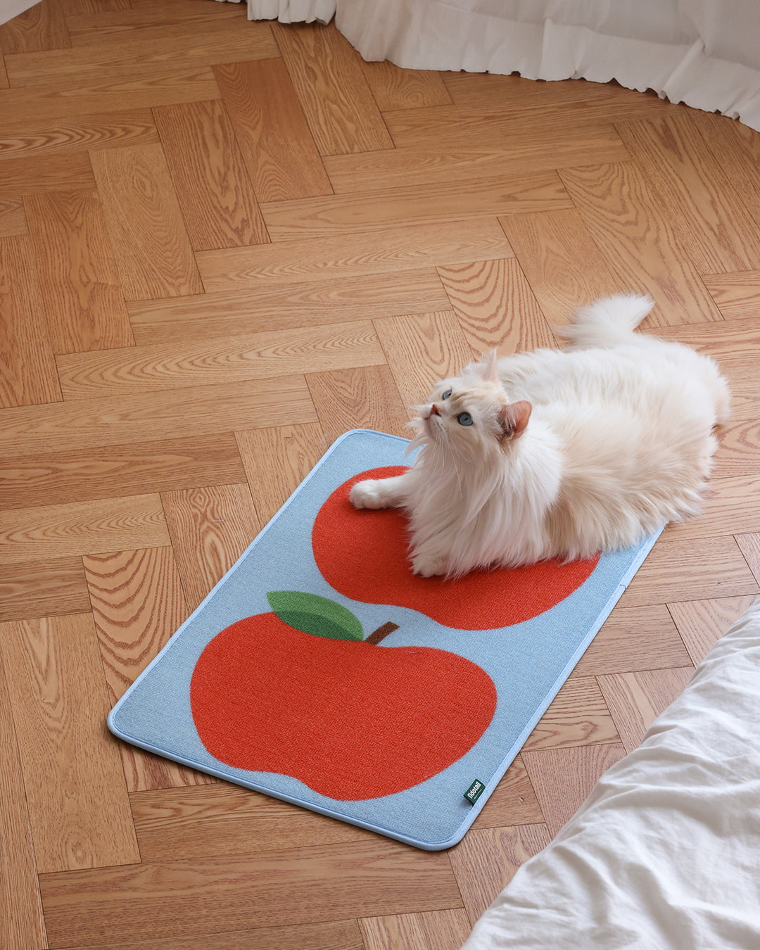 Art Poster Cat Scratcher Mat Red Apples | Preorder