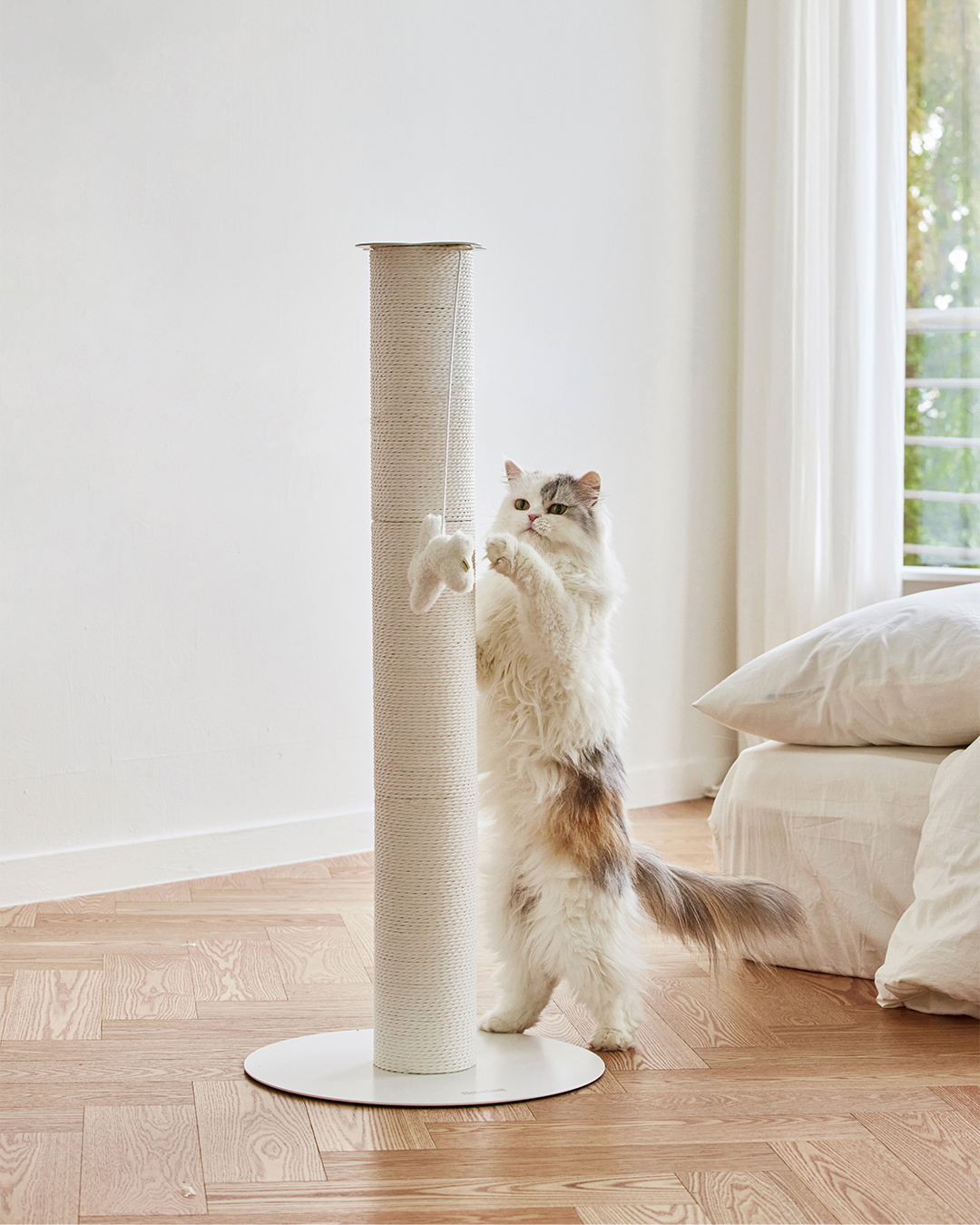 Clover Paper Rope Scratching Post 2-Tier White | Preorder