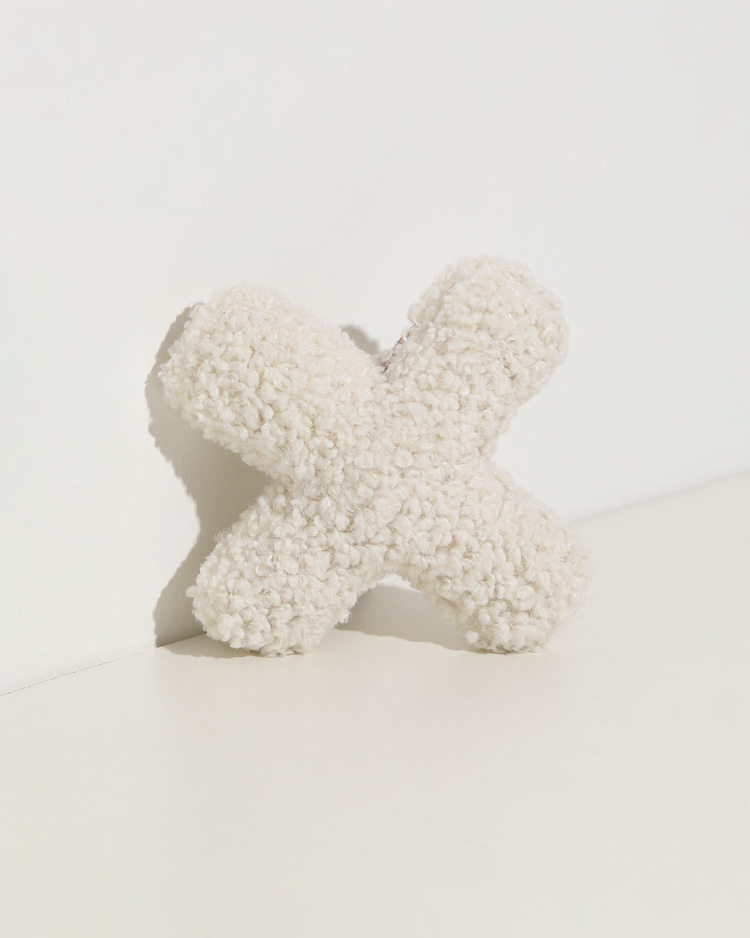 Hugs Boucle Toy with Squeaker