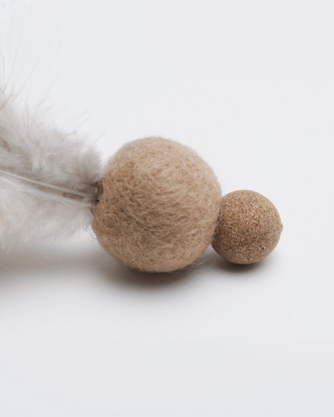 Feather Miniball Cat Toy with Matatabi