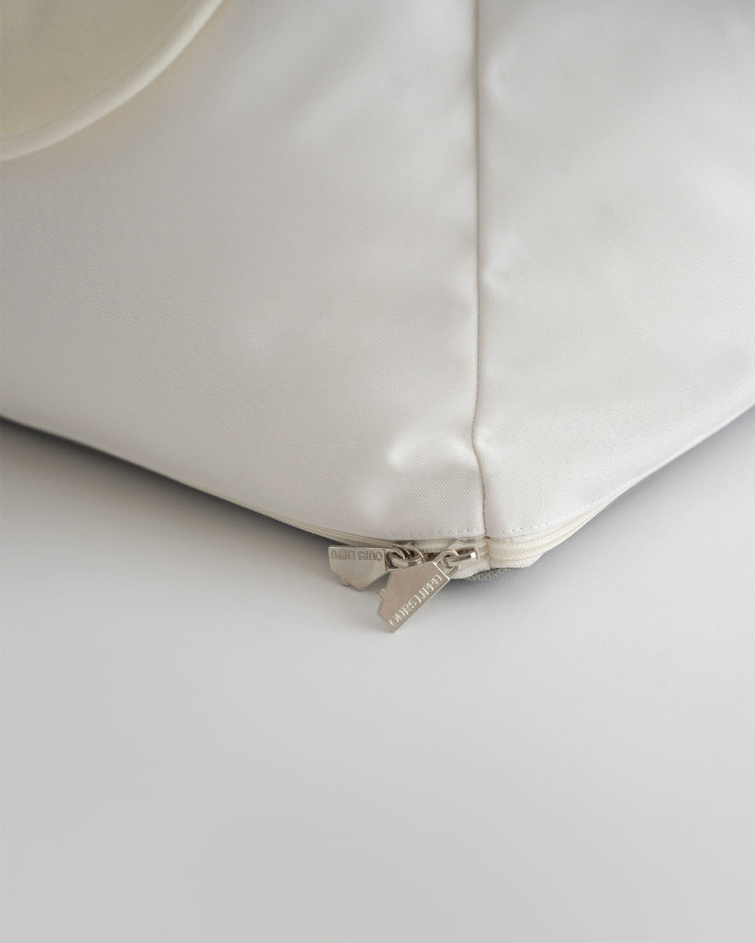 Garden Car Seat White | Preorder