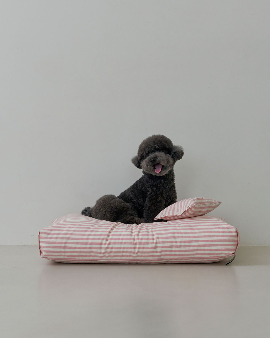 Rest Bed Pink Stripe